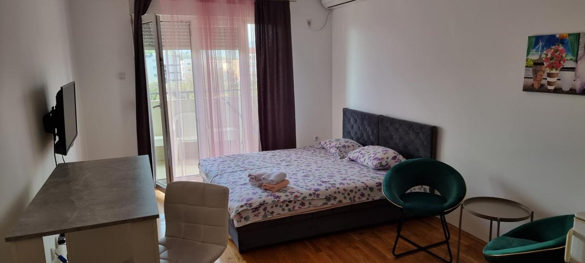 Naki Apartmani Podgorica Zimmer foto